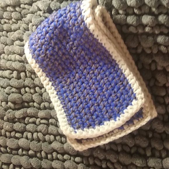 Scarf - Picture 2 of 3